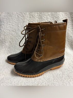 Sporto Brown and Black Lace-Up Duck Boots 6.5